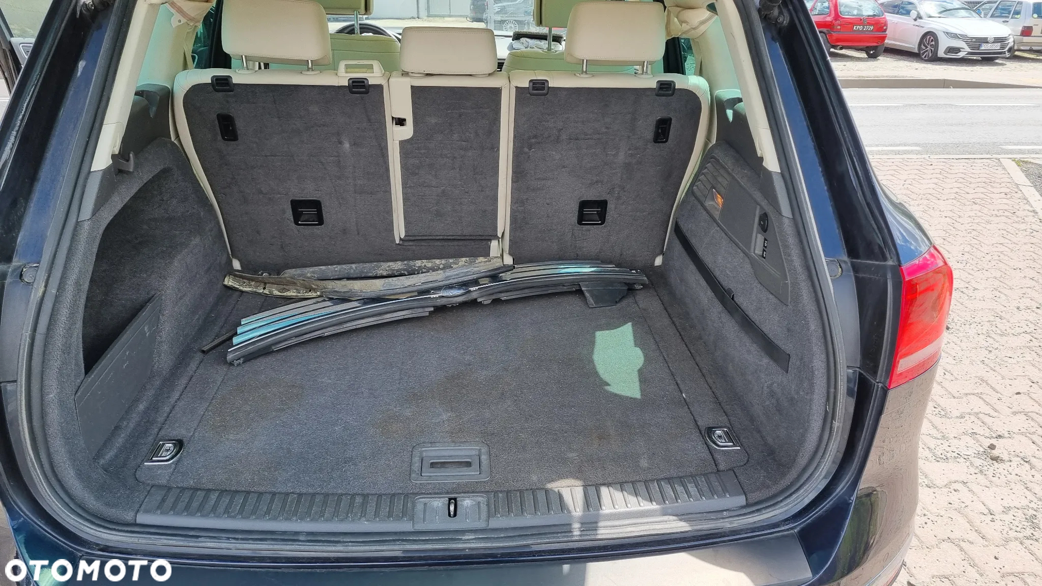 Volkswagen Touareg 3.0 V6 TDI BMT Business Line - 28