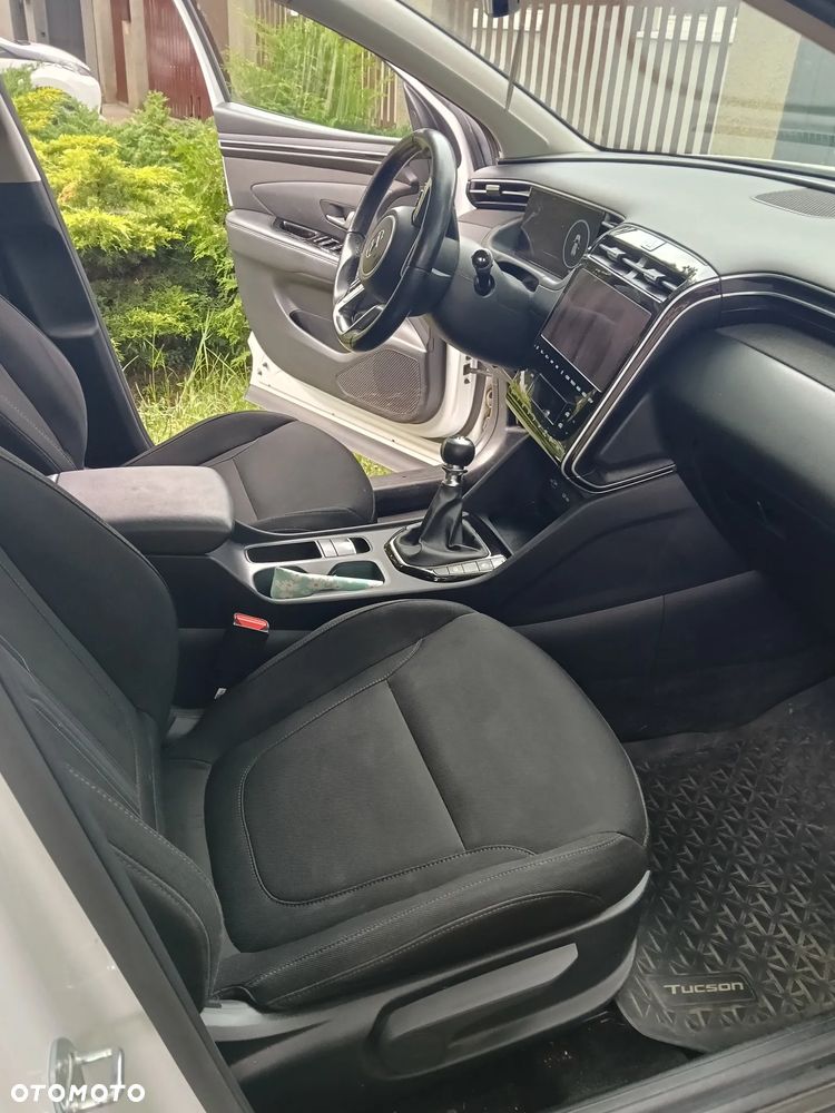 Hyundai Tucson 1.6 T-GDi Executive 2WD - 12