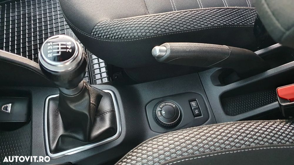 Dacia Duster Blue dCi 115 4WD Prestige - 6