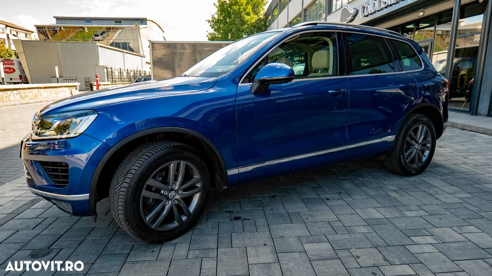 Volkswagen Touareg - 2
