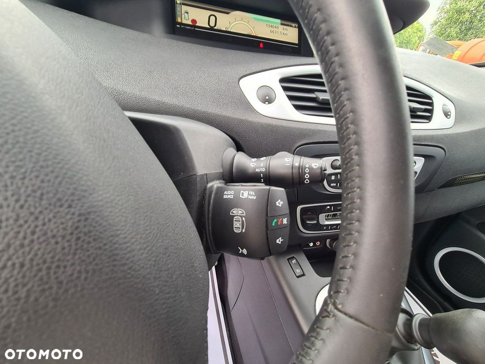 Renault Scenic 1.5 dCi Dynamique - 17