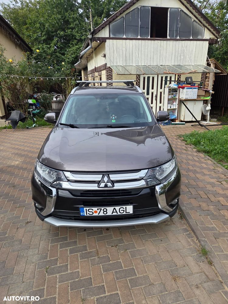 Mitsubishi Outlander - 22