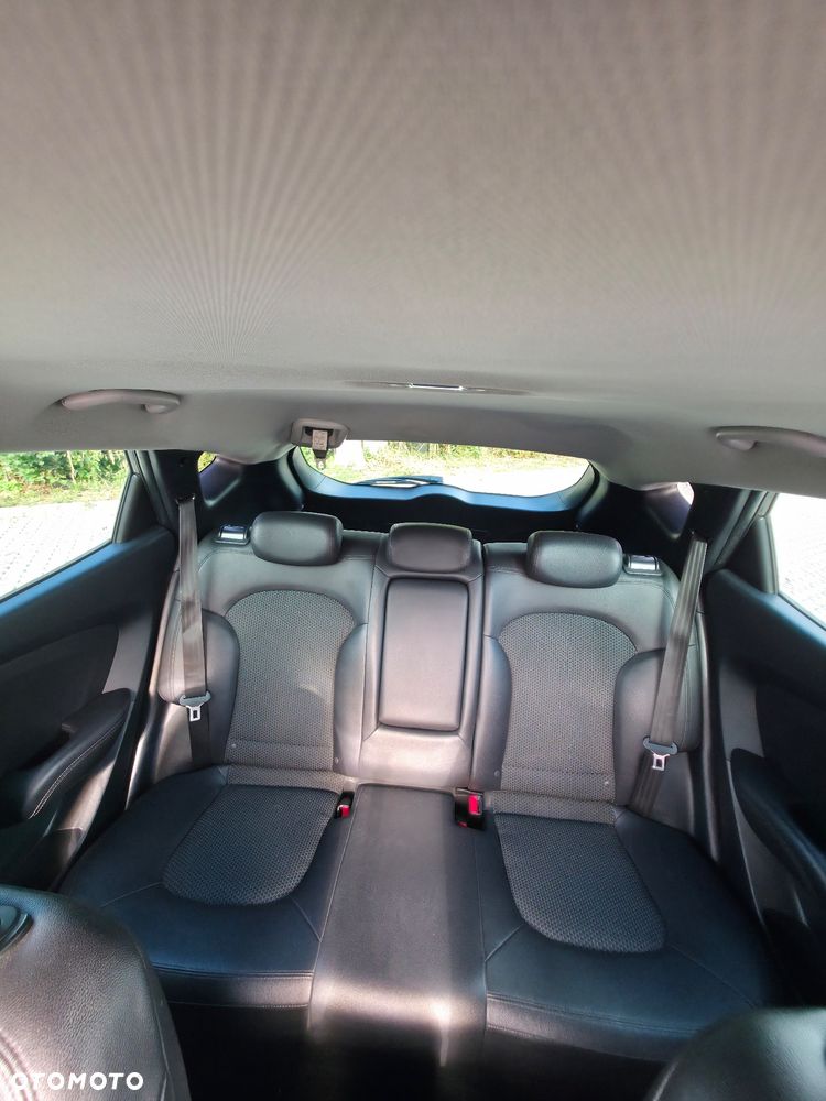 Hyundai ix35 1.7 CRDi Comfort 2WD - 11