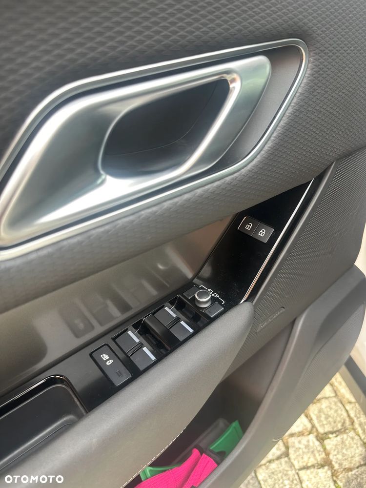 Land Rover Range Rover Velar P400e - 19