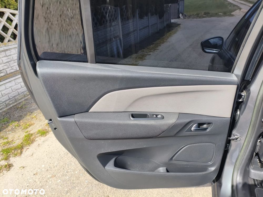 Citroën C4 Grand Picasso - 24