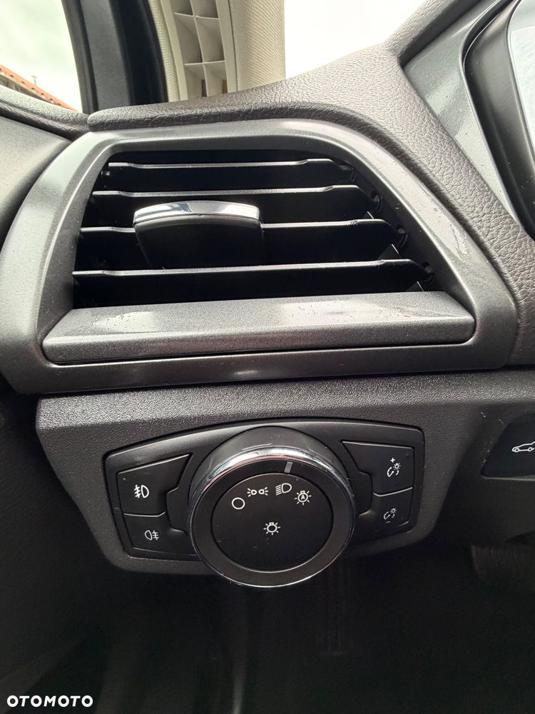 Ford Mondeo 2.0 TDCi Titanium PowerShift - 27
