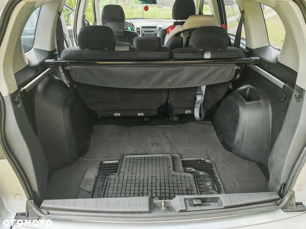 Mitsubishi Outlander 2.0 DID Instyle - 29