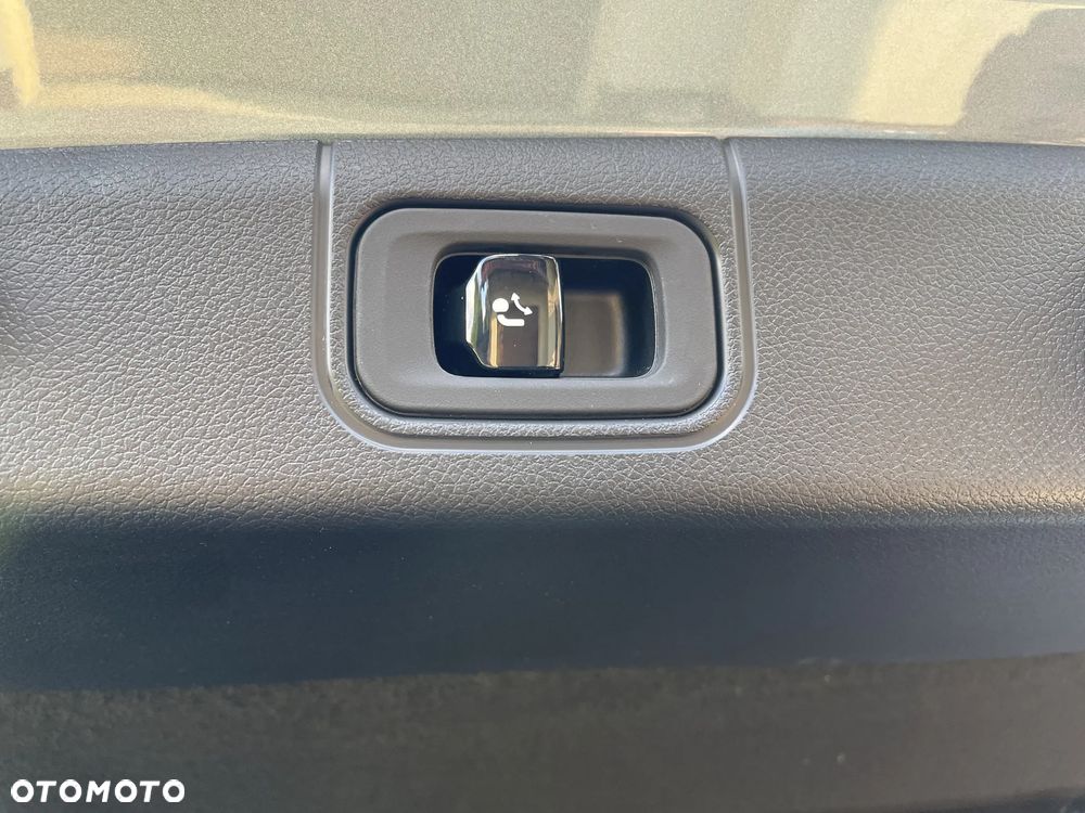 Mercedes-Benz Klasa E 220 d 9G-TRONIC - 13