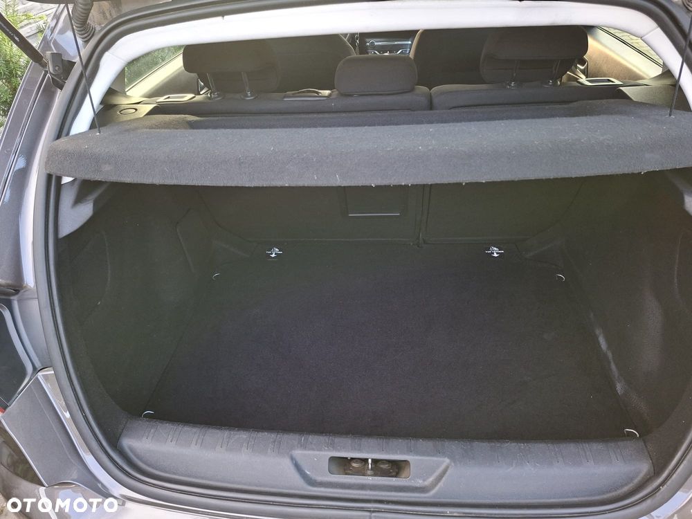 Peugeot 308 BlueHDi 120 Stop & Start Active - 19