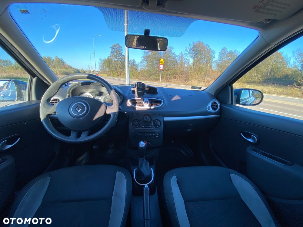 Renault Clio 1.2 TCE Authentique - 2