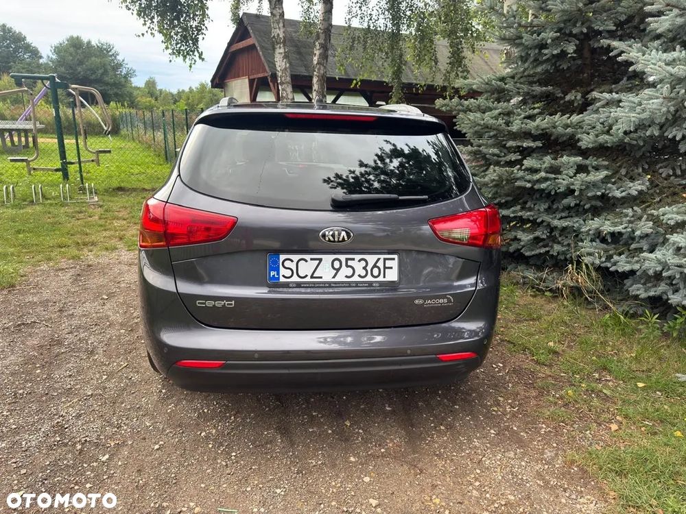 Kia Ceed - 21