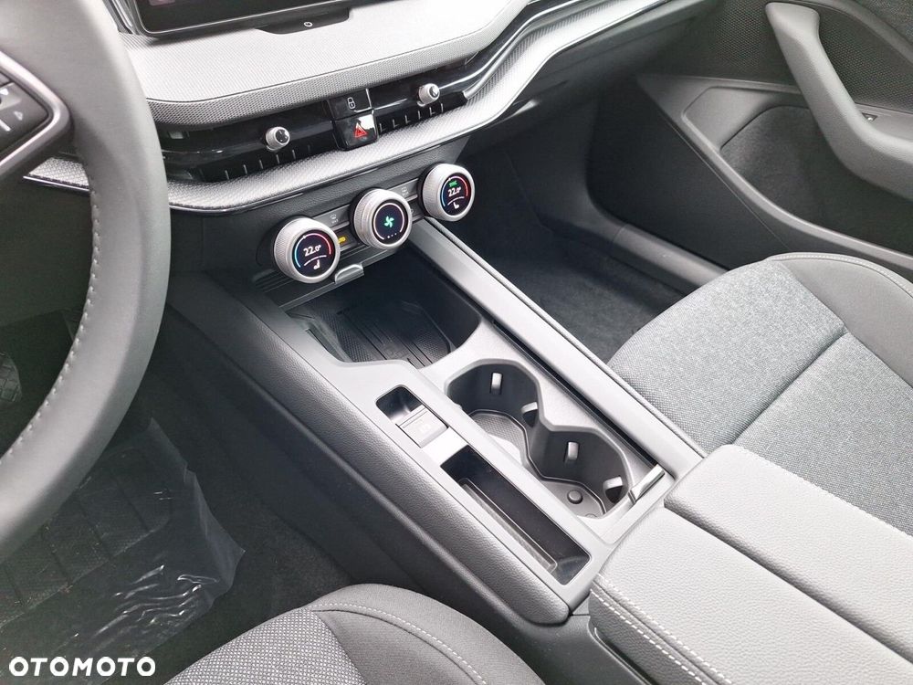 Skoda Superb 1.5 TSI mHEV Essence DSG - 23