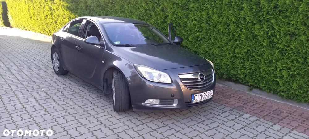 Opel Insignia A Sedan 08-13 - 1