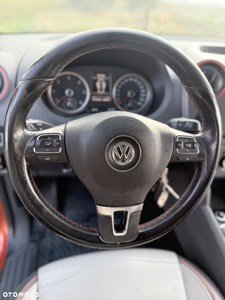 Volkswagen Amarok 2.0 BiTDI Autm Canyon - 12