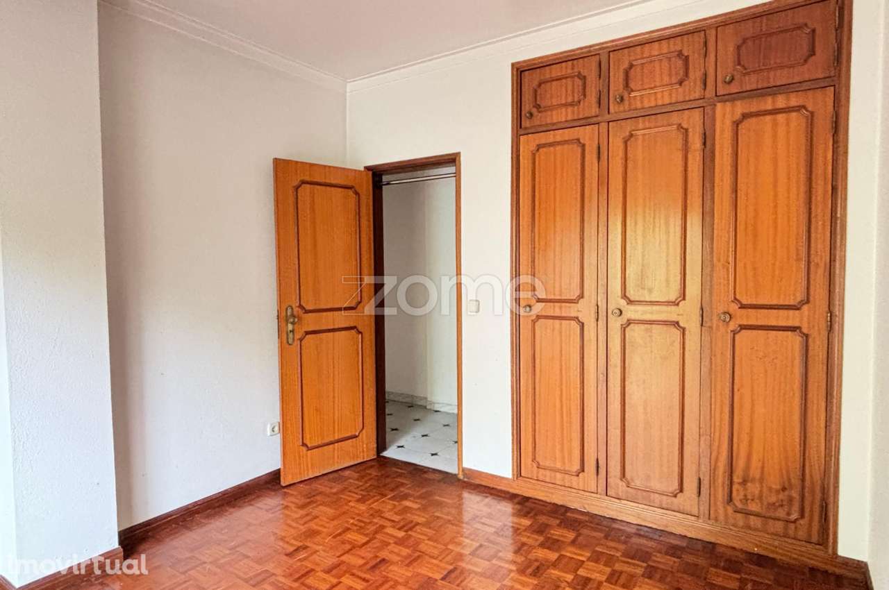 Apartamento T2 com Arrecadação na Rua da Liberdade - Grande imagem: 5/26