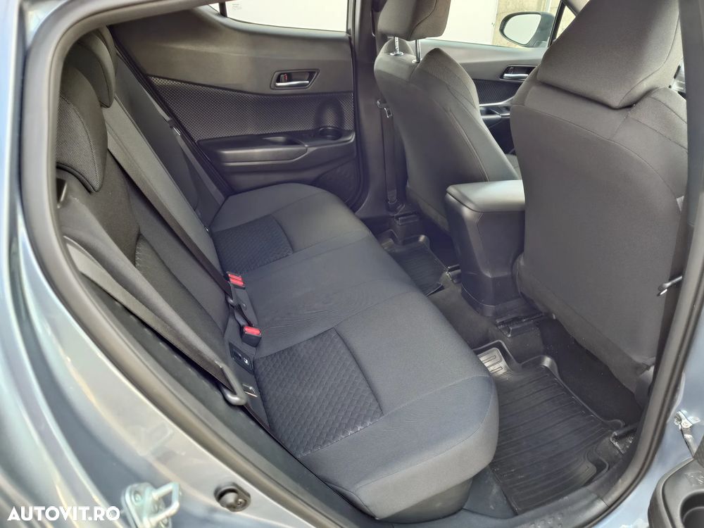 Toyota C-HR 1.8 HSD 4x2 CVT C-enter - 15