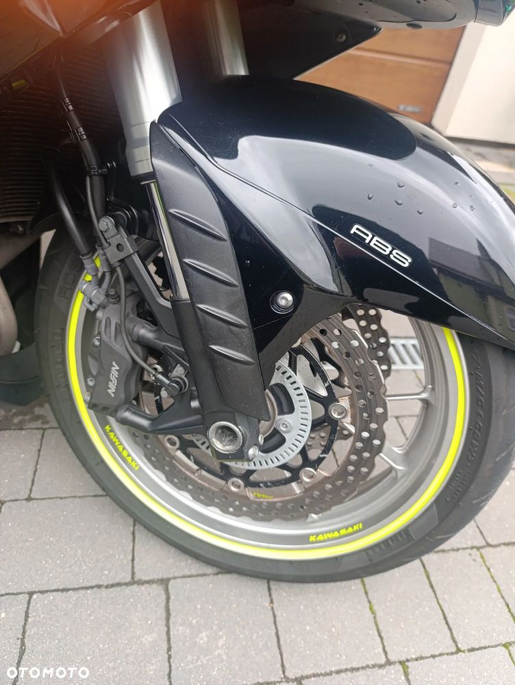 Kawasaki GTR - 7