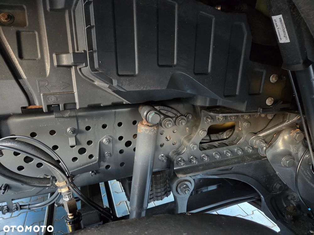 Mercedes-Benz Actros - 30