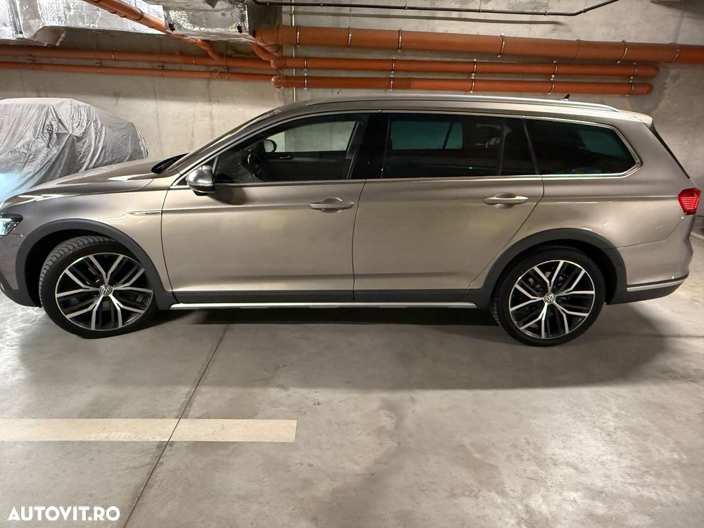 Volkswagen Passat Alltrack - 4