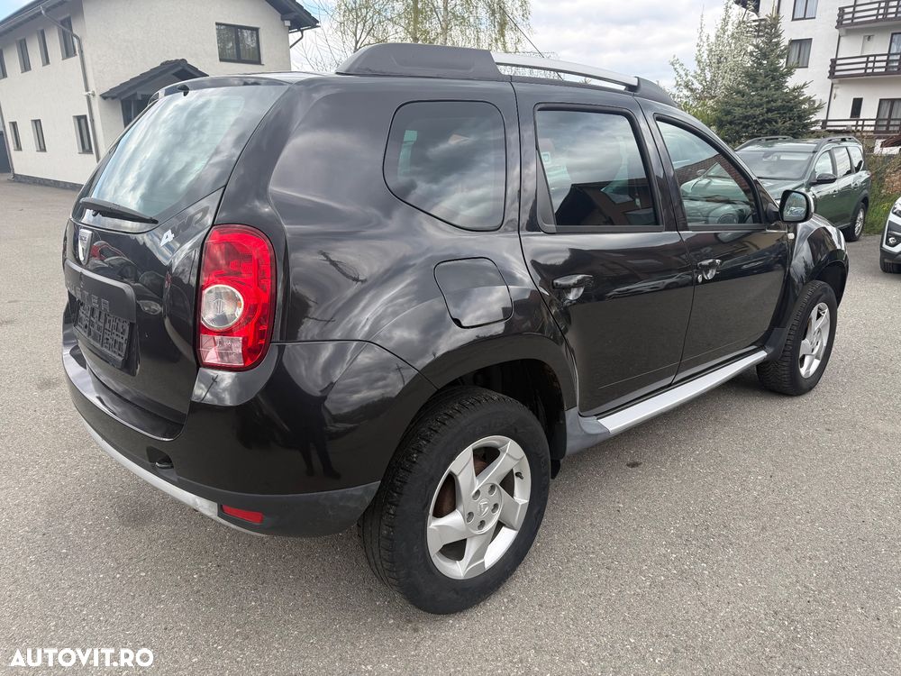Dacia Duster 1.6 16V 4x4 Prestige - 6