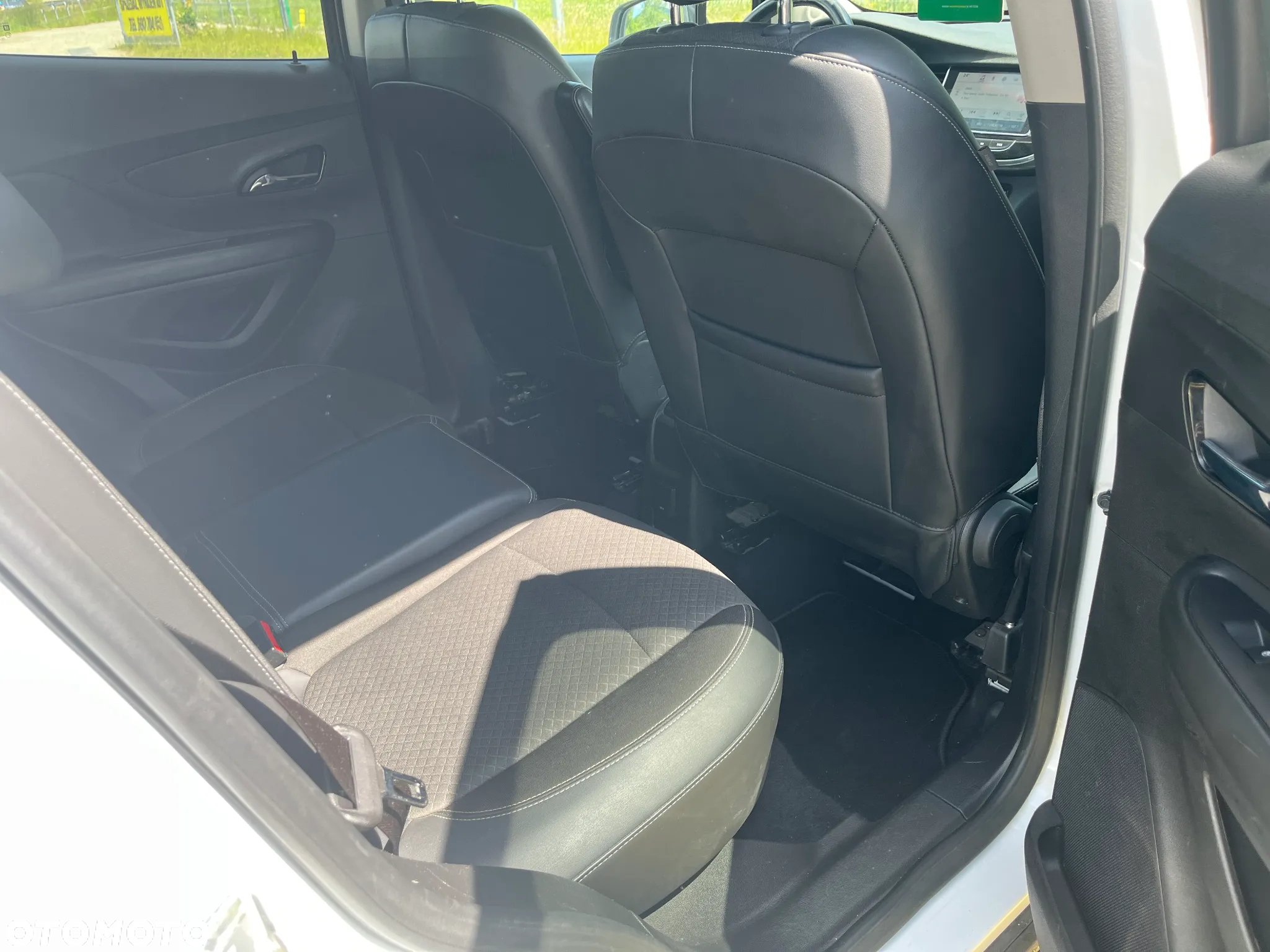 Opel Mokka X 1.6 CDTI Color Edition S&S - 11