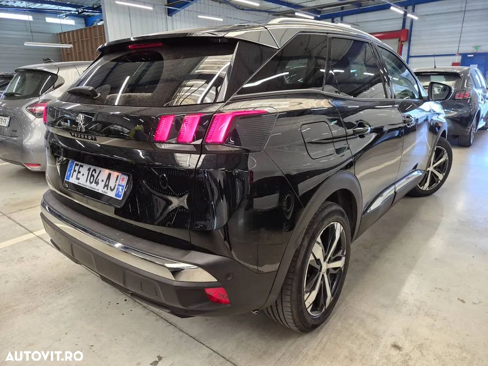 Peugeot 3008 BlueHDi 130 Stop & Start EAT8 Allure - 4