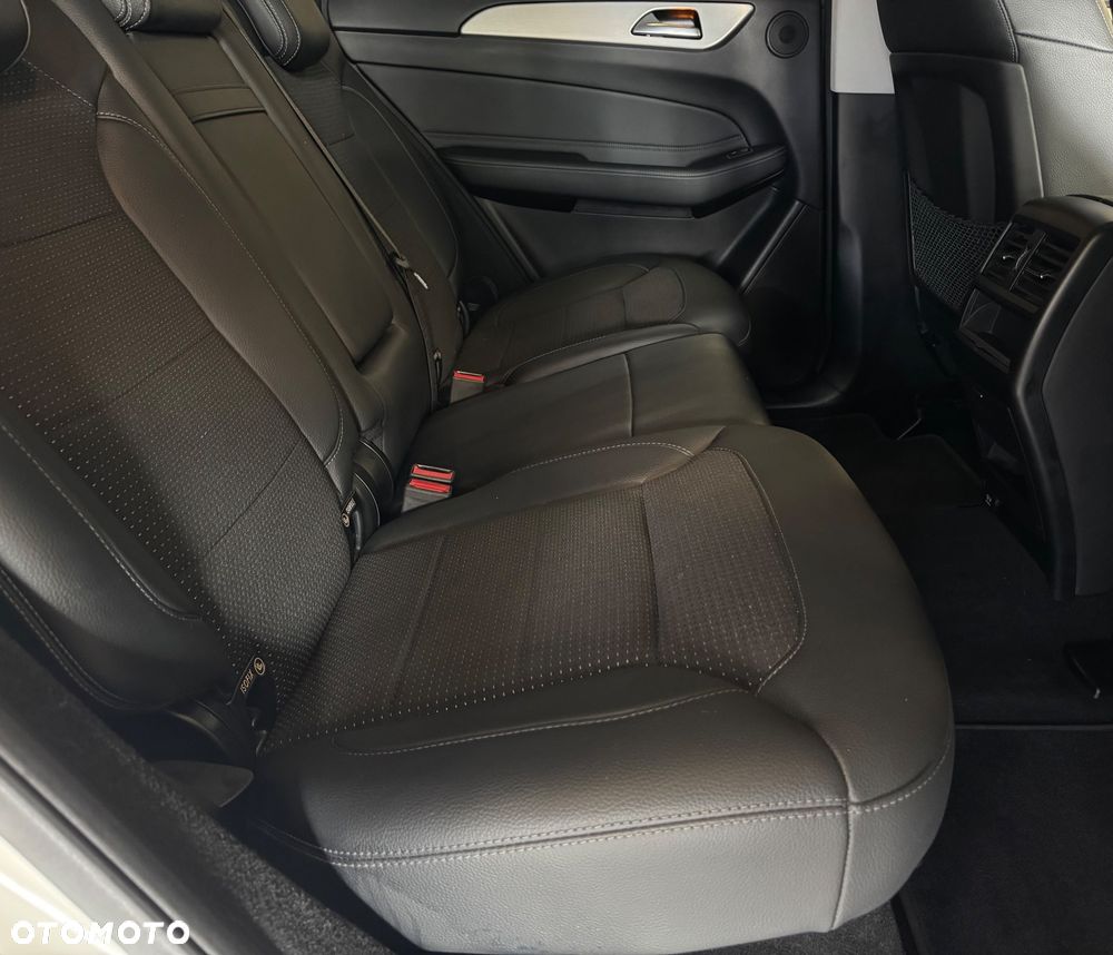 Mercedes-Benz GLE 250 d 4-Matic - 22