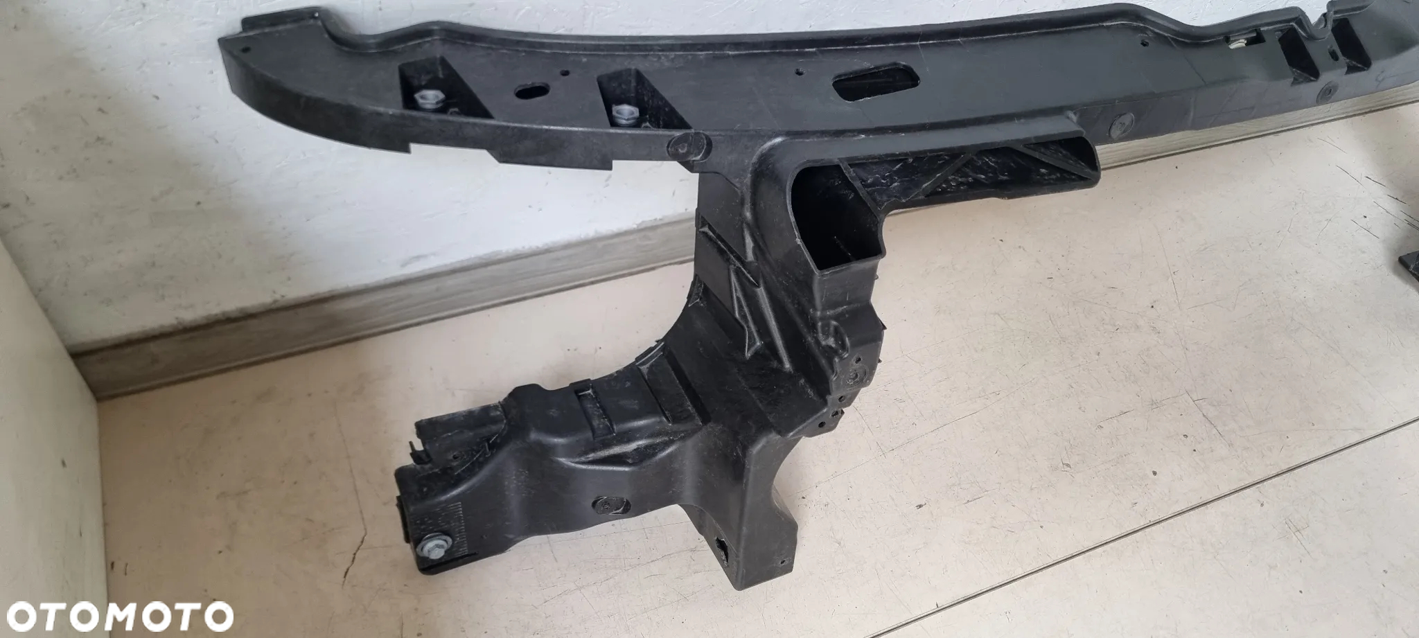 Pas przedni wzmocnienie VW T5 LIFT T6 7E0 - 3