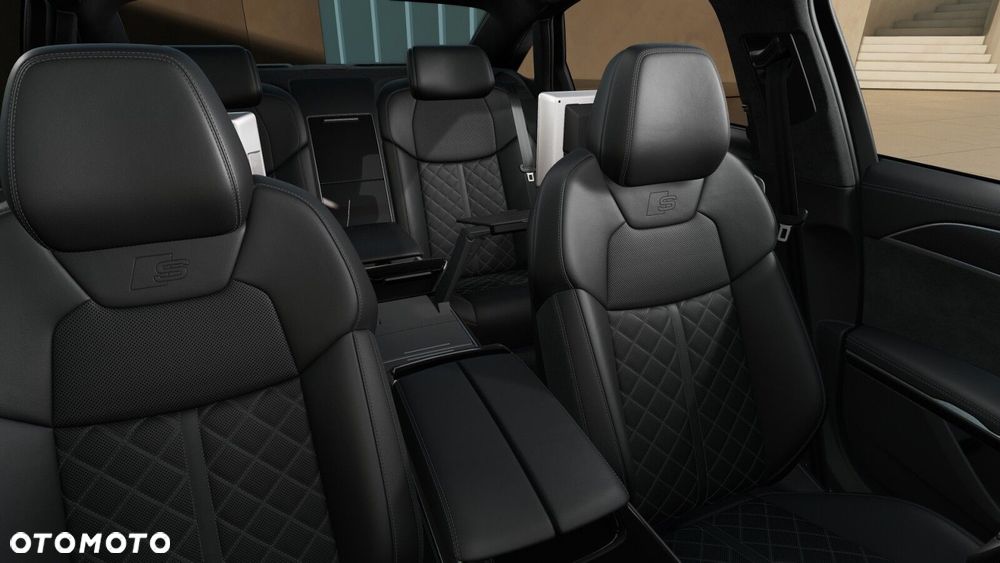Audi A8 - 11