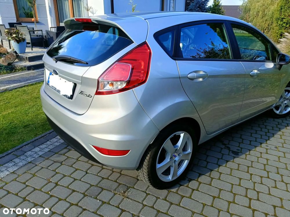 Ford Fiesta 2014 photo 4