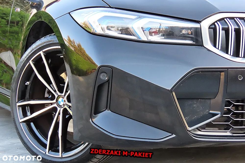 BMW Seria 3 320d xDrive M Sport sport - 13