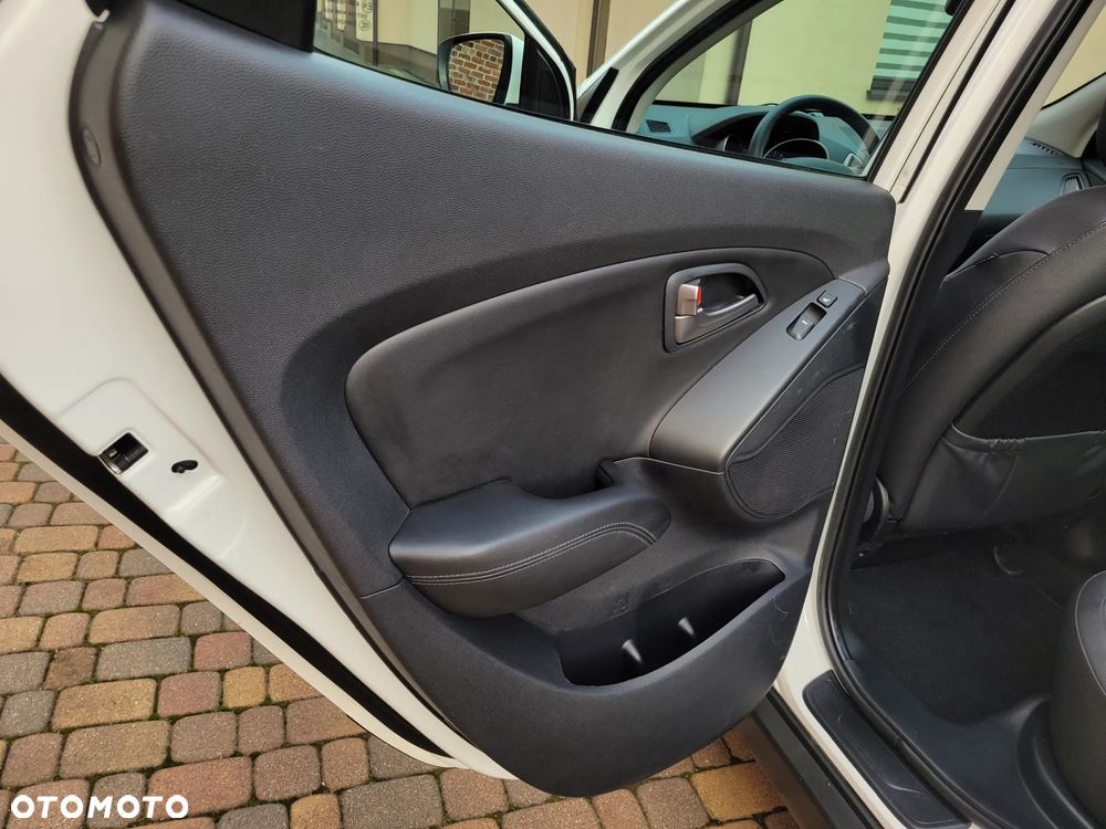 Hyundai ix35 1.6 2WD Comfort - 16