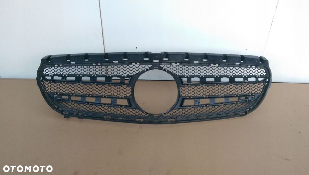 GRILL ATRAPA B-KLASA LIFT 14- W246 A246 LADNA - 2