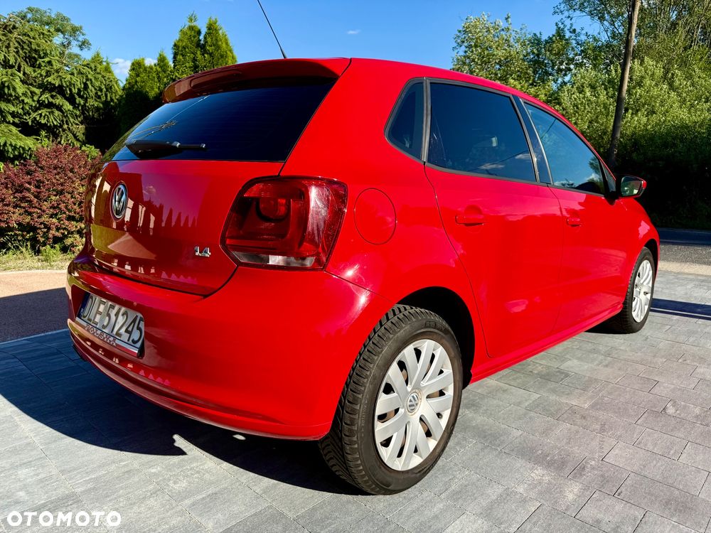 Volkswagen Polo 1.4 16V Comfortline - 11