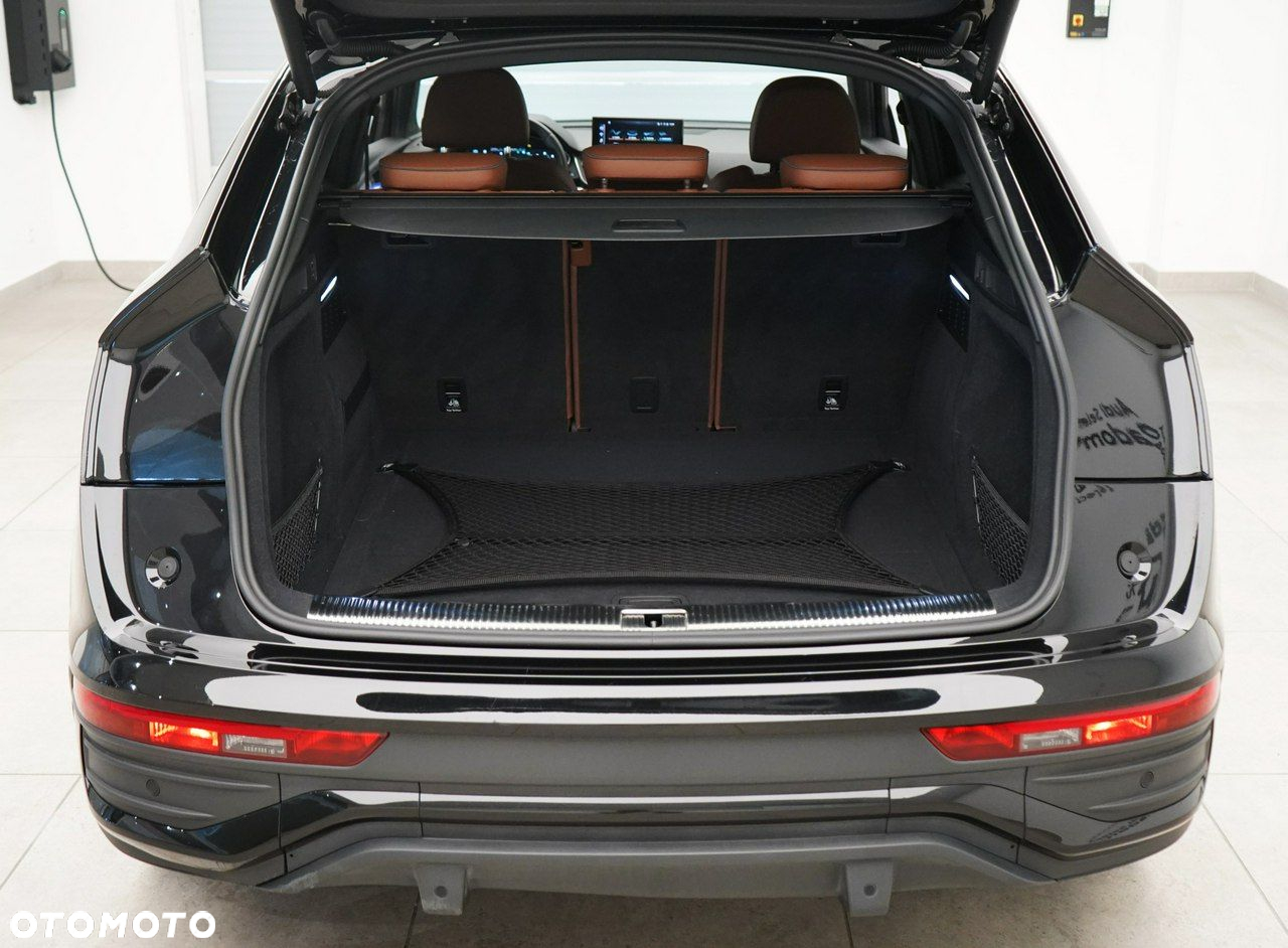 Audi Q5 Sportback - 12