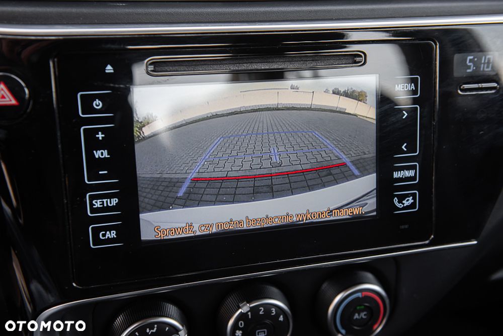 Toyota Corolla 1.4 D-4D Premium - 23