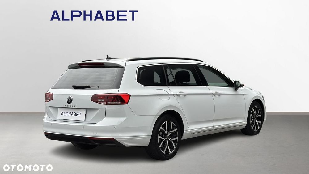 Volkswagen Passat 1.5 TSI EVO Business - 10