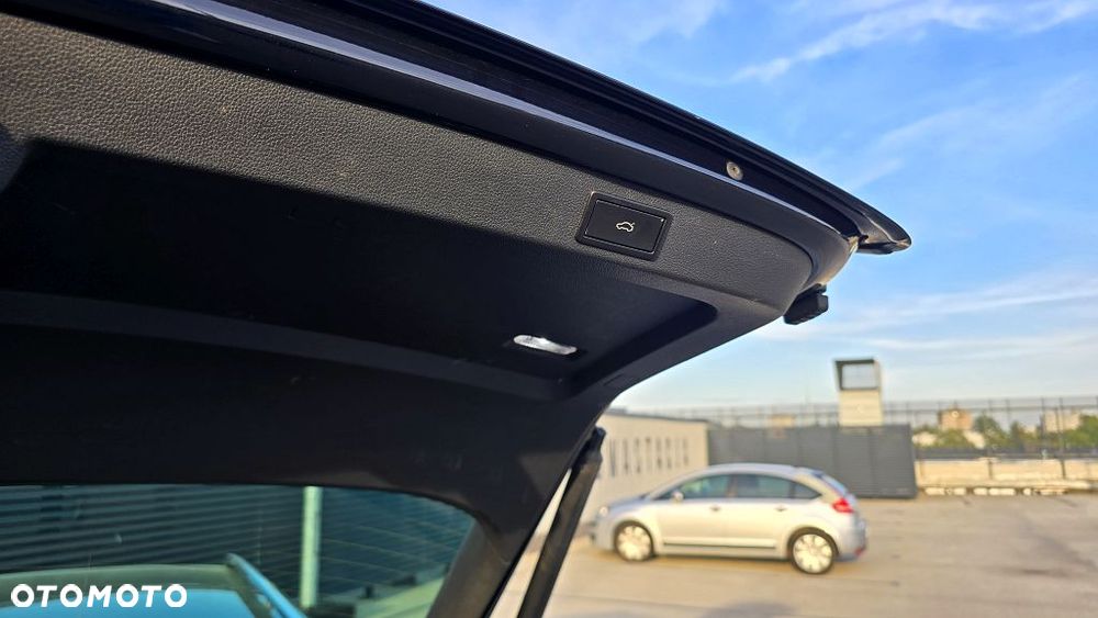 Skoda Superb 2.0 TDI SCR L&K DSG - 35