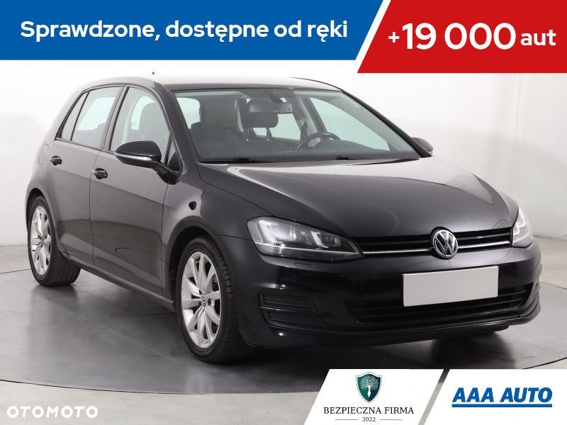 Volkswagen Golf - 1