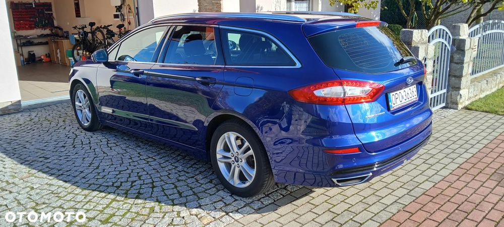 Ford Mondeo 2.0 TDCi STart-Stopp PowerShift-Aut Titanium - 4