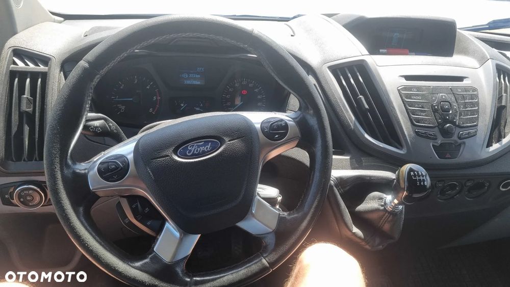 Ford Transit - 8