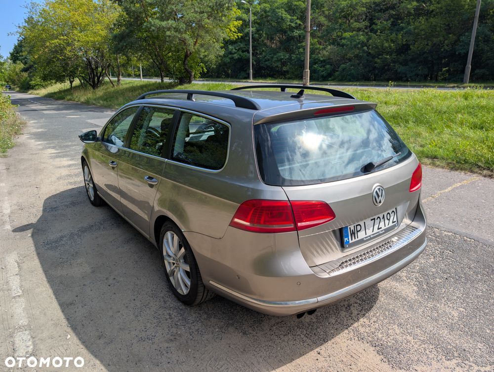 Volkswagen Passat 1.8 TSI Comfortline DSG - 14
