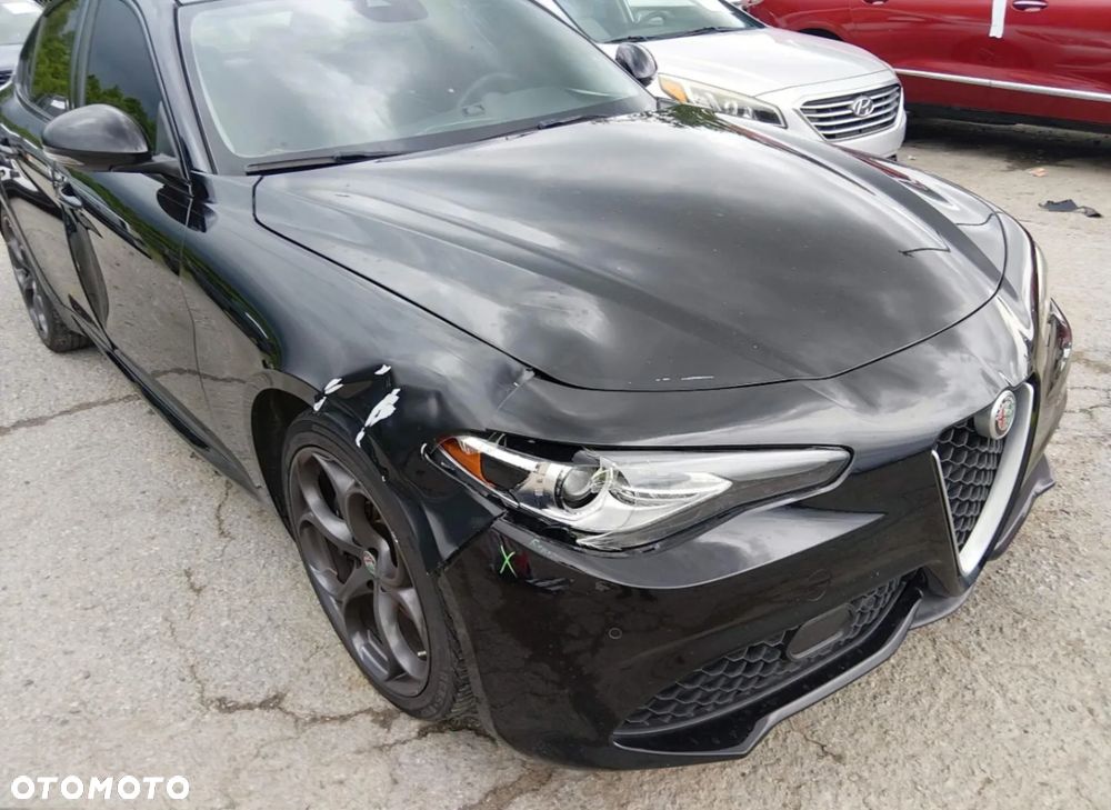 Alfa Romeo Giulia - 9