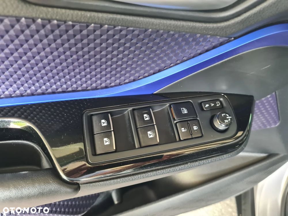 Toyota C-HR Style - 11