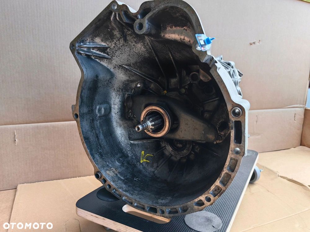 Skrzynia Biegów BMW m30 3.0 3.5 e32 e34 e28 manualna 5 biegów 2600130292 - 4