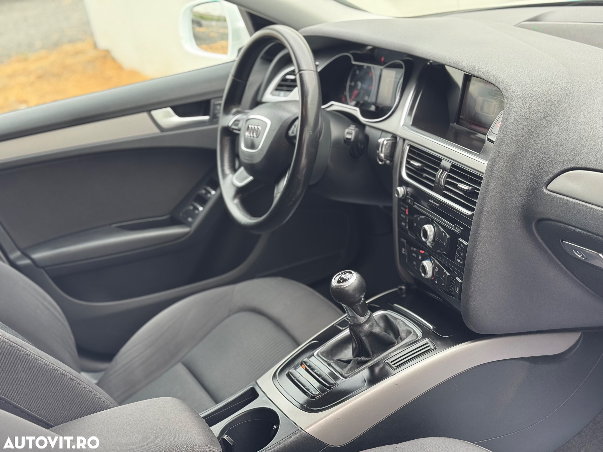 Audi A4 Avant 2.0 TDI DPF Ambition - 6
