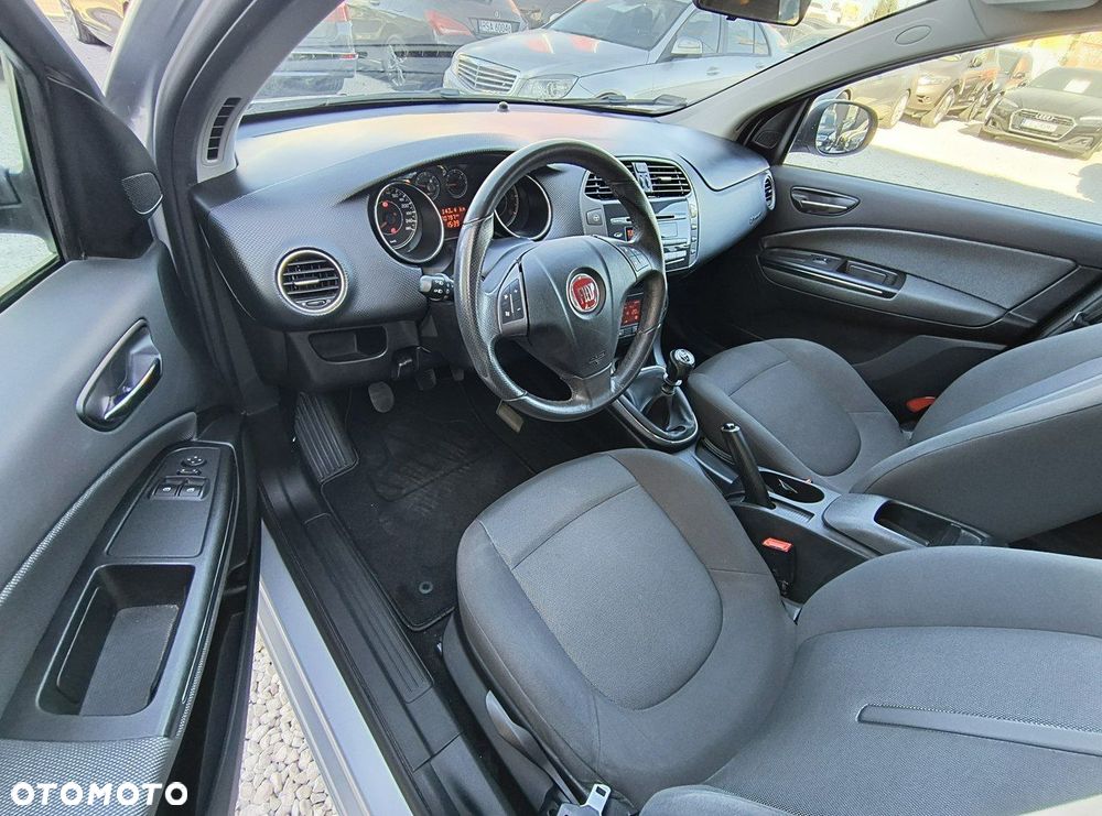 Fiat Bravo - 12