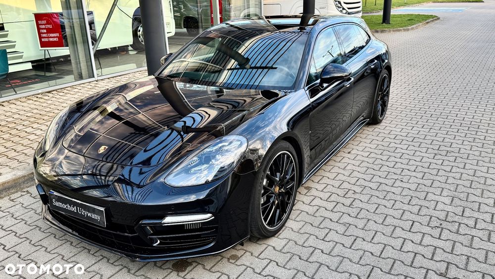 Porsche Panamera 4 GPF - 16