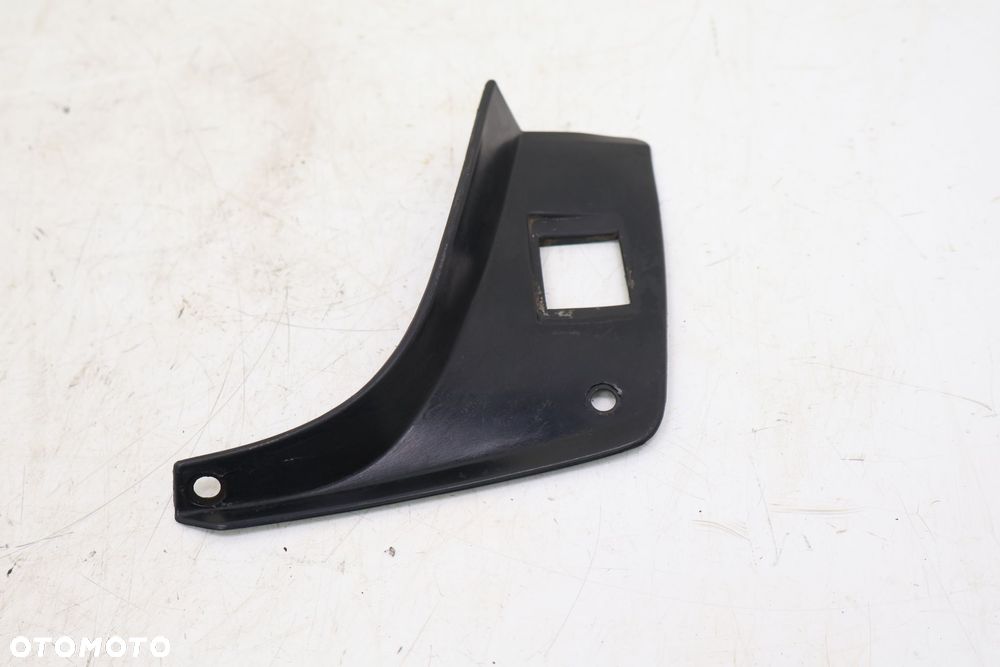 MERCEDES-BENZ W124 OSŁONA POKRYWA BOCZNA BAGAŻNIKA LEWA 1246930333 - 2