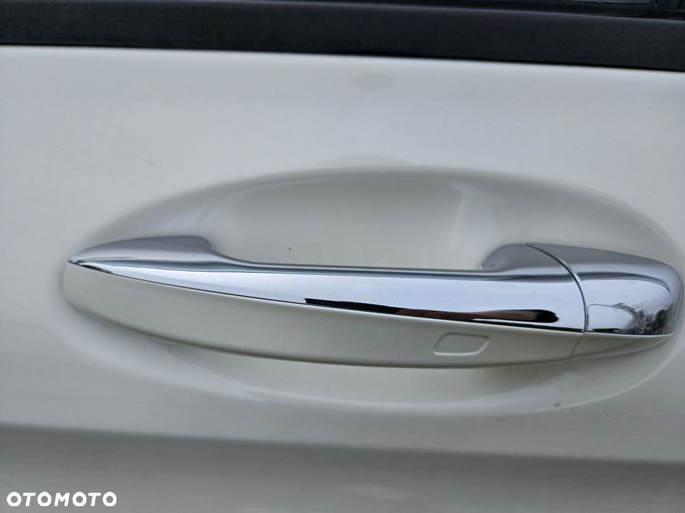 Mercedes-Benz GLC 300 d 4Matic 9G-TRONIC Exclusive - 30